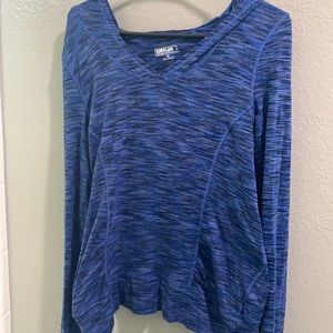 Fitness wear with hoodies and covers hands